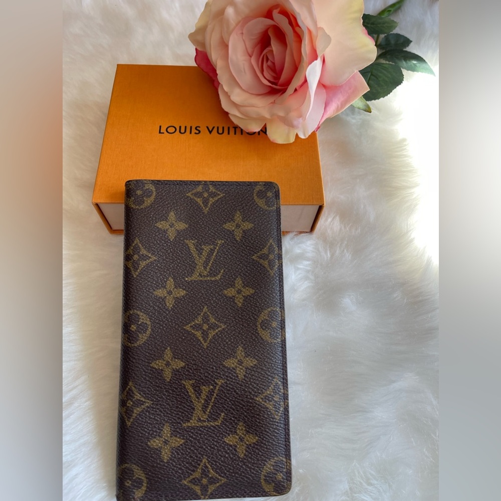 100% AUTH LOUIS VUITTON LONG WALLET/ CHECK HOLDER
